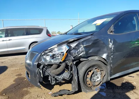 2009 Pontiac Vibe z USA, uszkodzony, nr VIN 5Y2SP67889Z459384